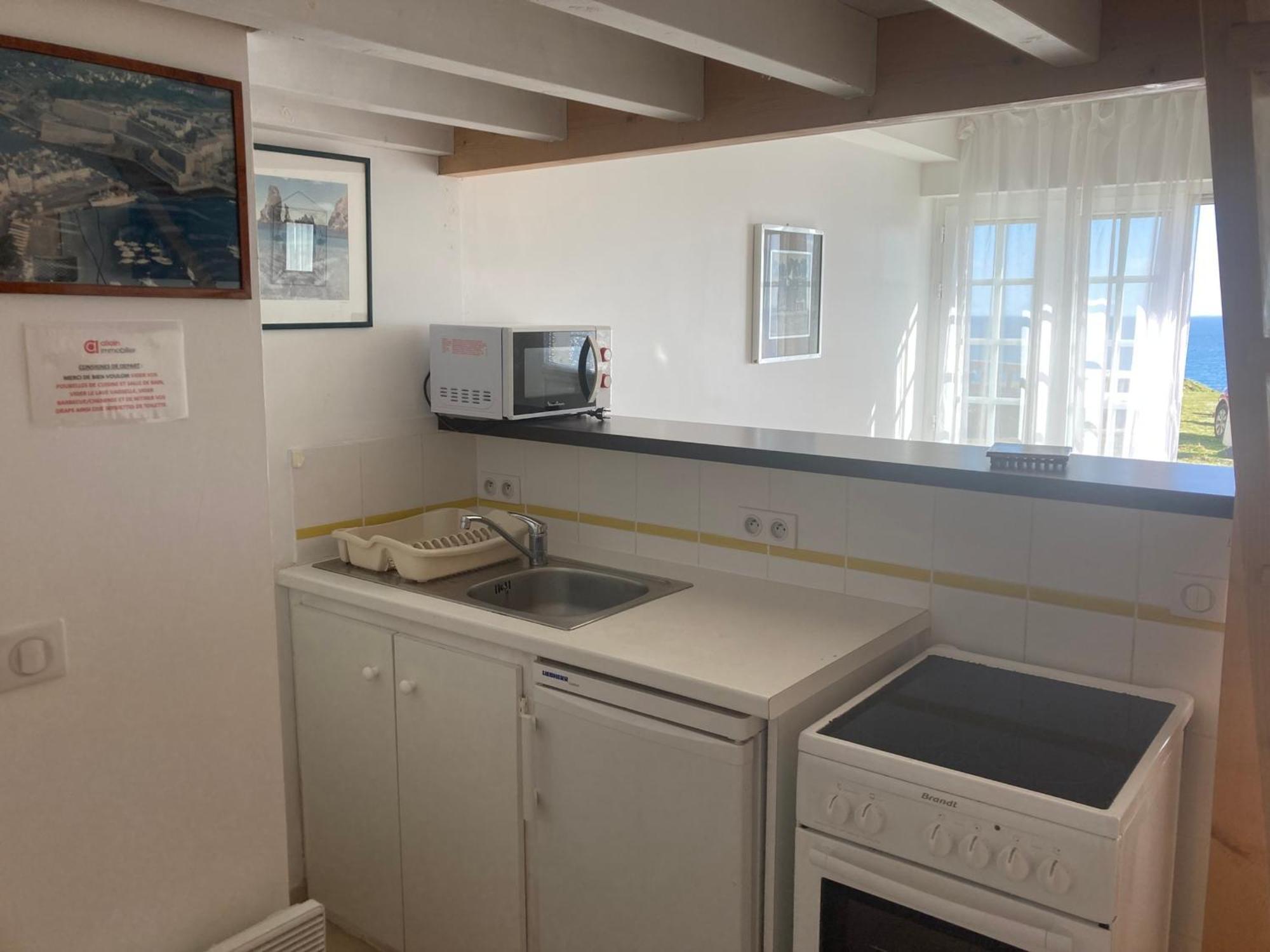 Studio Renove Avec Parking, Wifi, Proche Plage Et Centre - Fr-1-418-93 Le Palais Eksteriør bilde